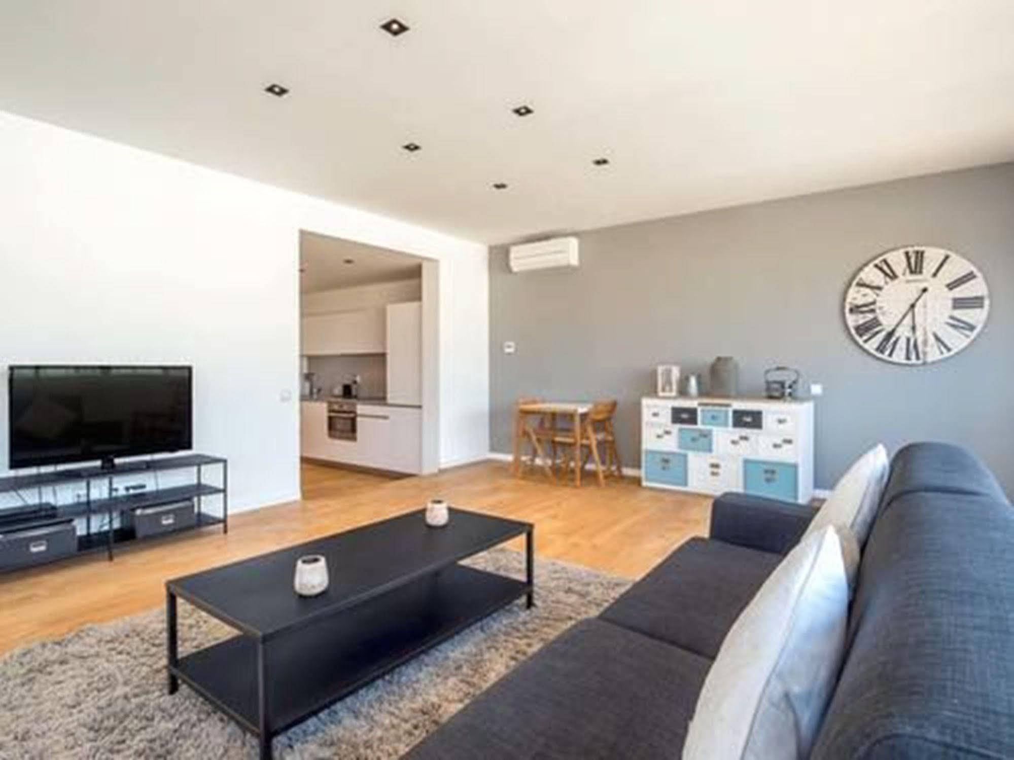 Rent Top Apartments Near Plaza De Catalunya Barcelona Bagian luar foto