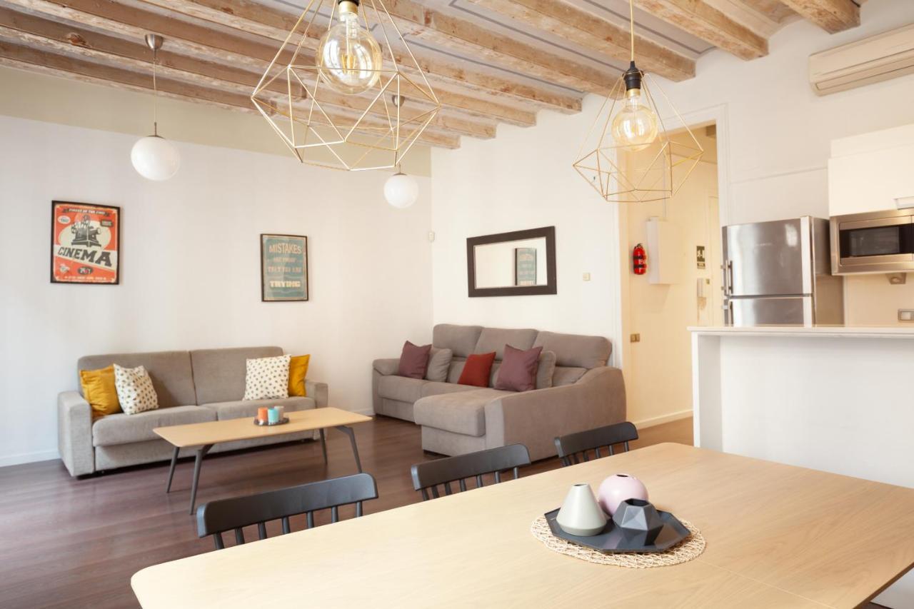 Rent Top Apartments Near Plaza De Catalunya Barcelona Bagian luar foto