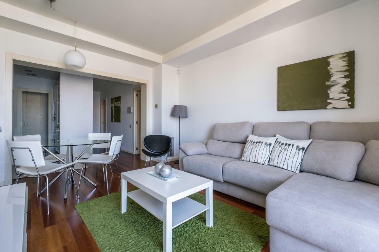 Rent Top Apartments Near Plaza De Catalunya Barcelona Bagian luar foto